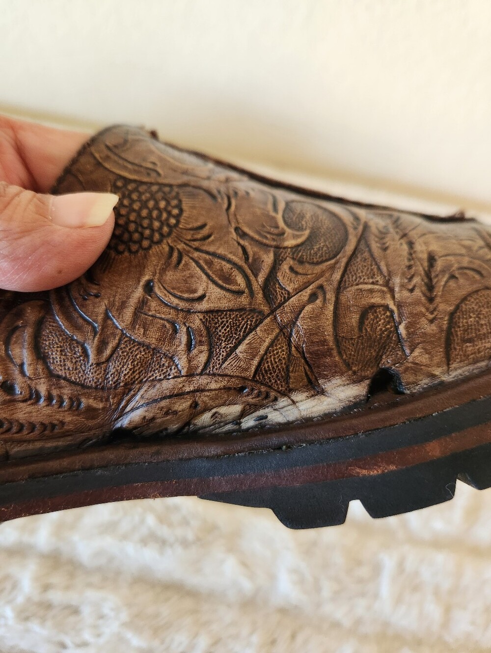 Cole Haan Brown Leather Embossed Sandals/Slides Women's Size 8 - Picture 14 of 16